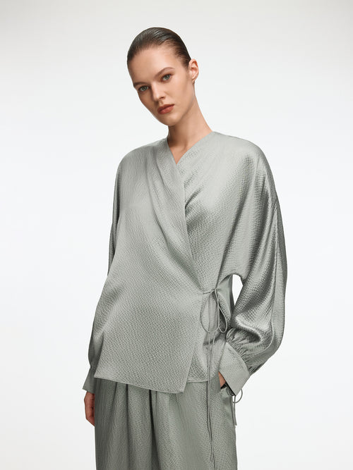 بلوزة سيلين من حرير ميلبري