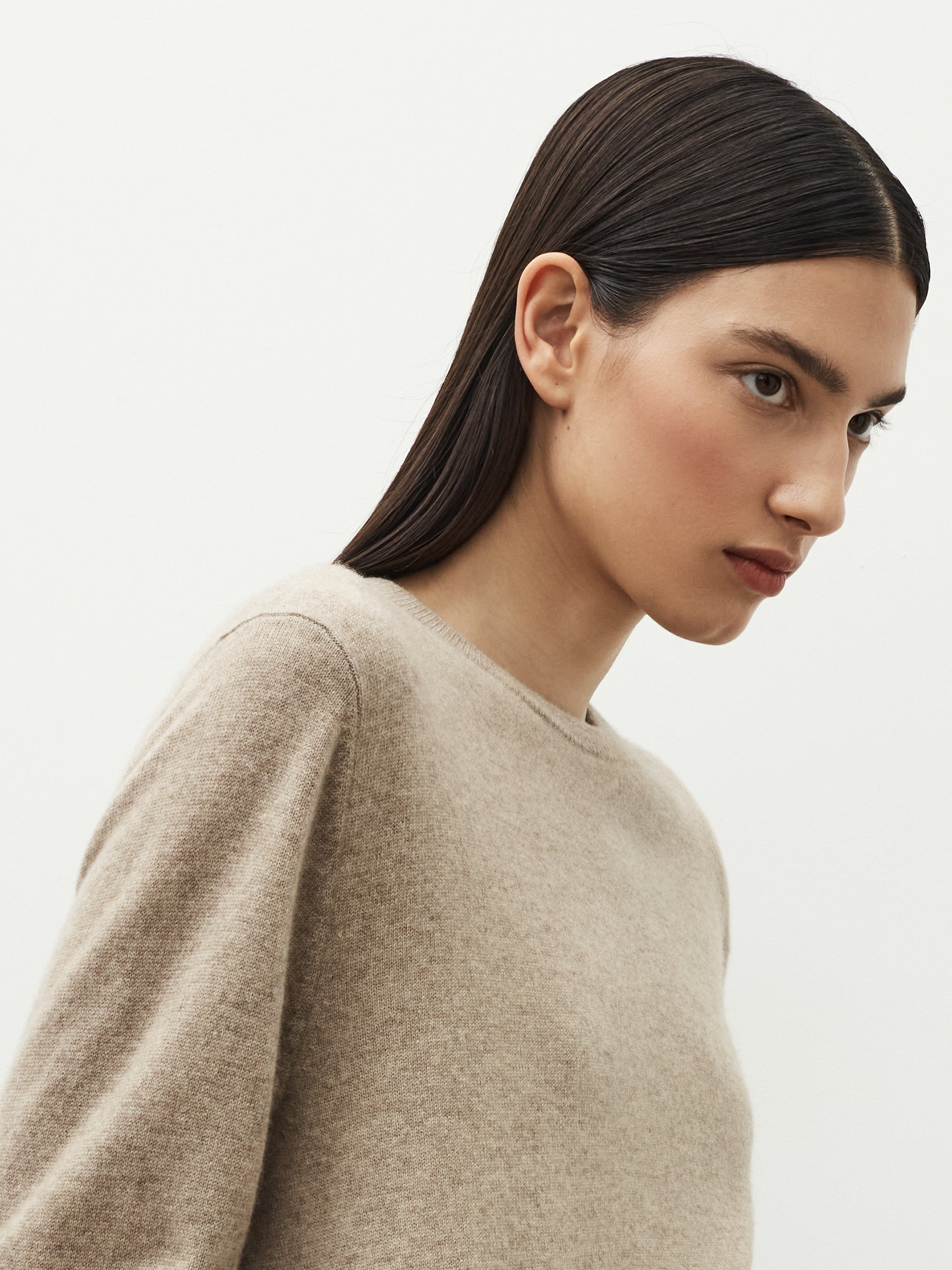 Cashmere crew neck jumper