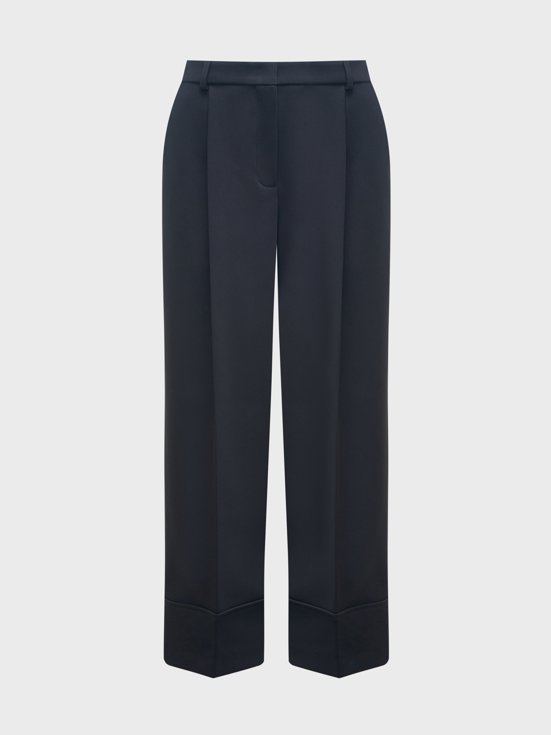 Cropped trousers