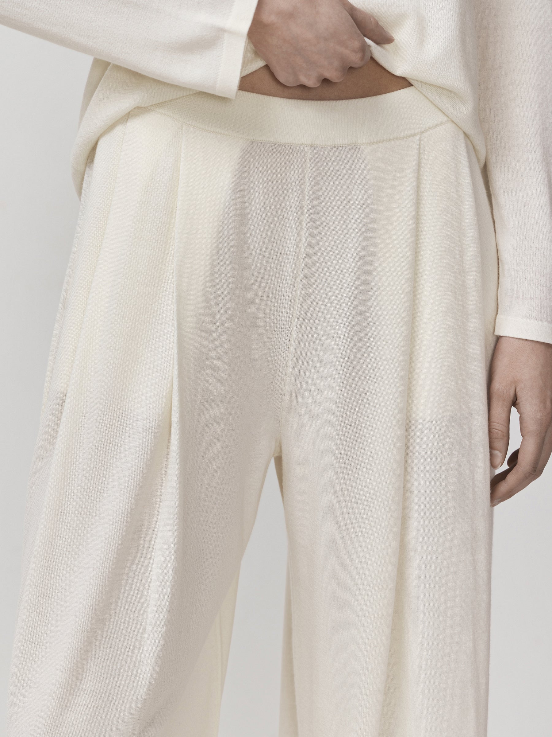Merino-silk trousers