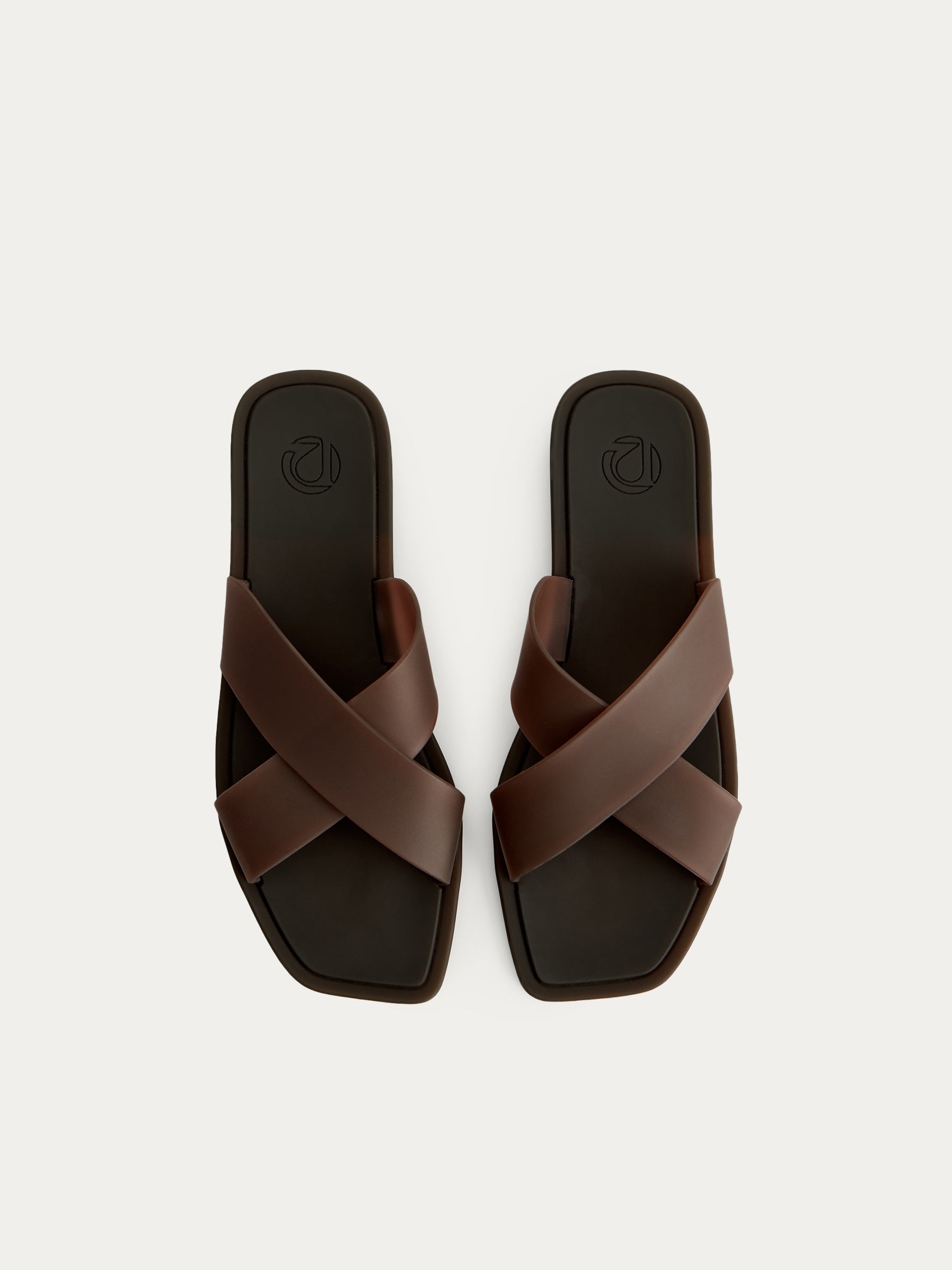 Cross strap sandals