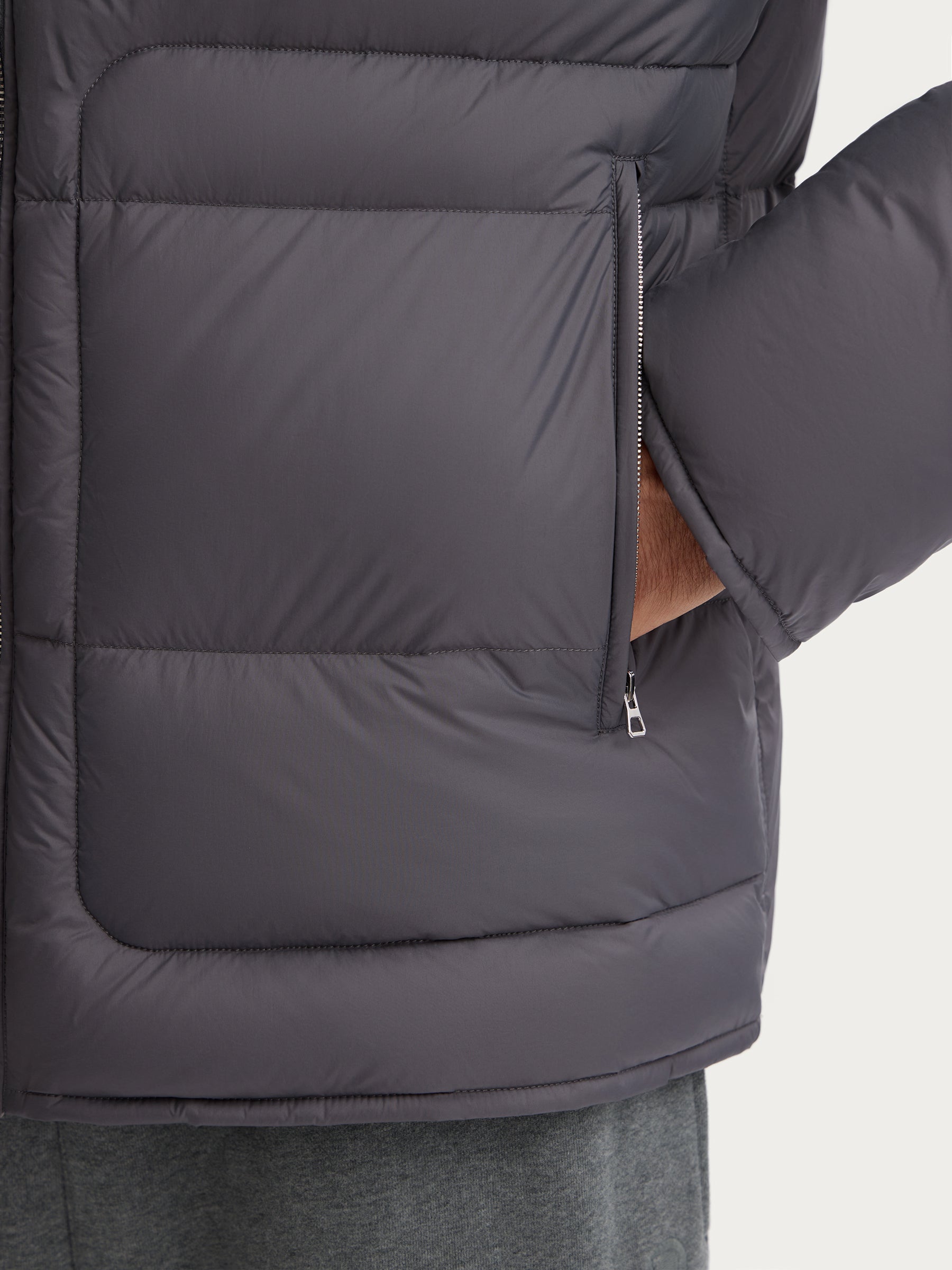 Ultralight down jacket