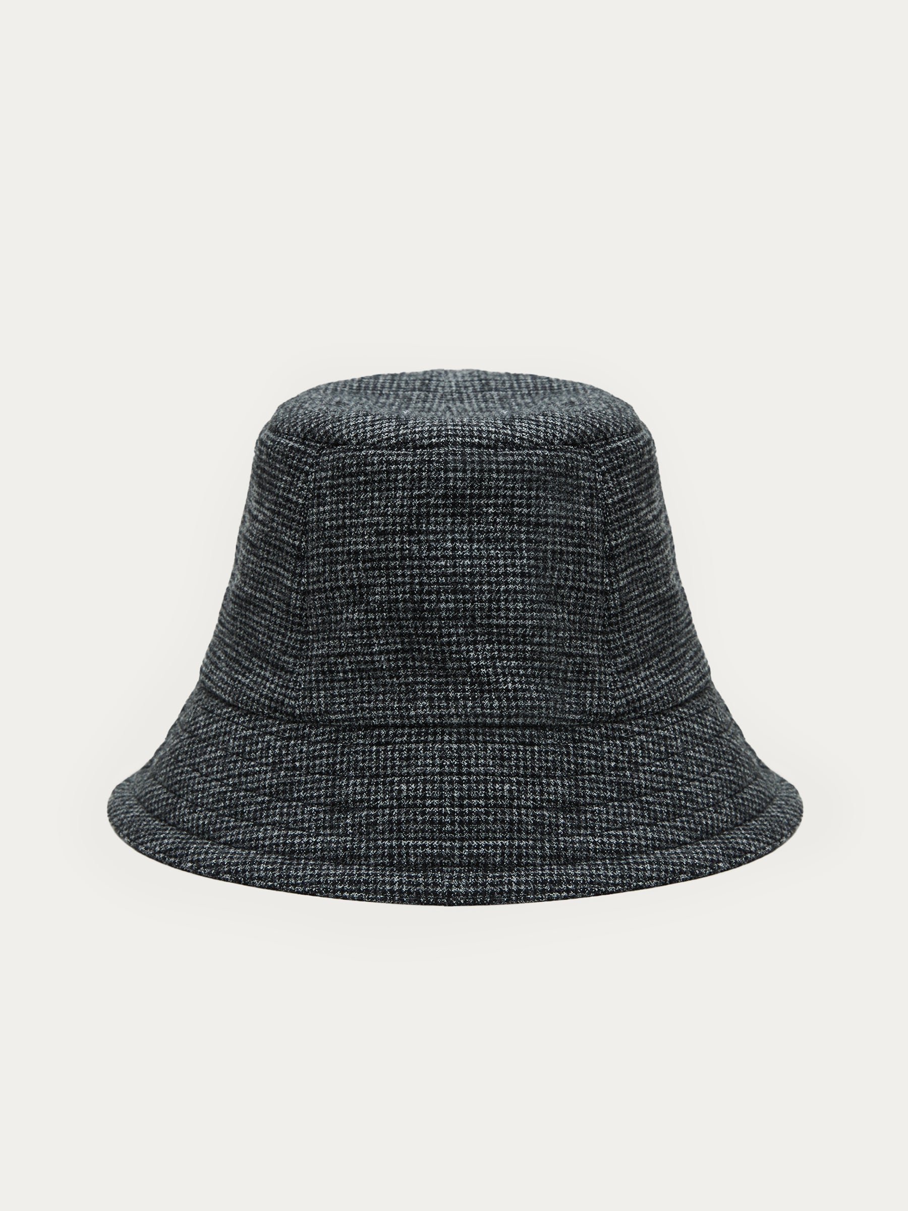 Padded bucket hat