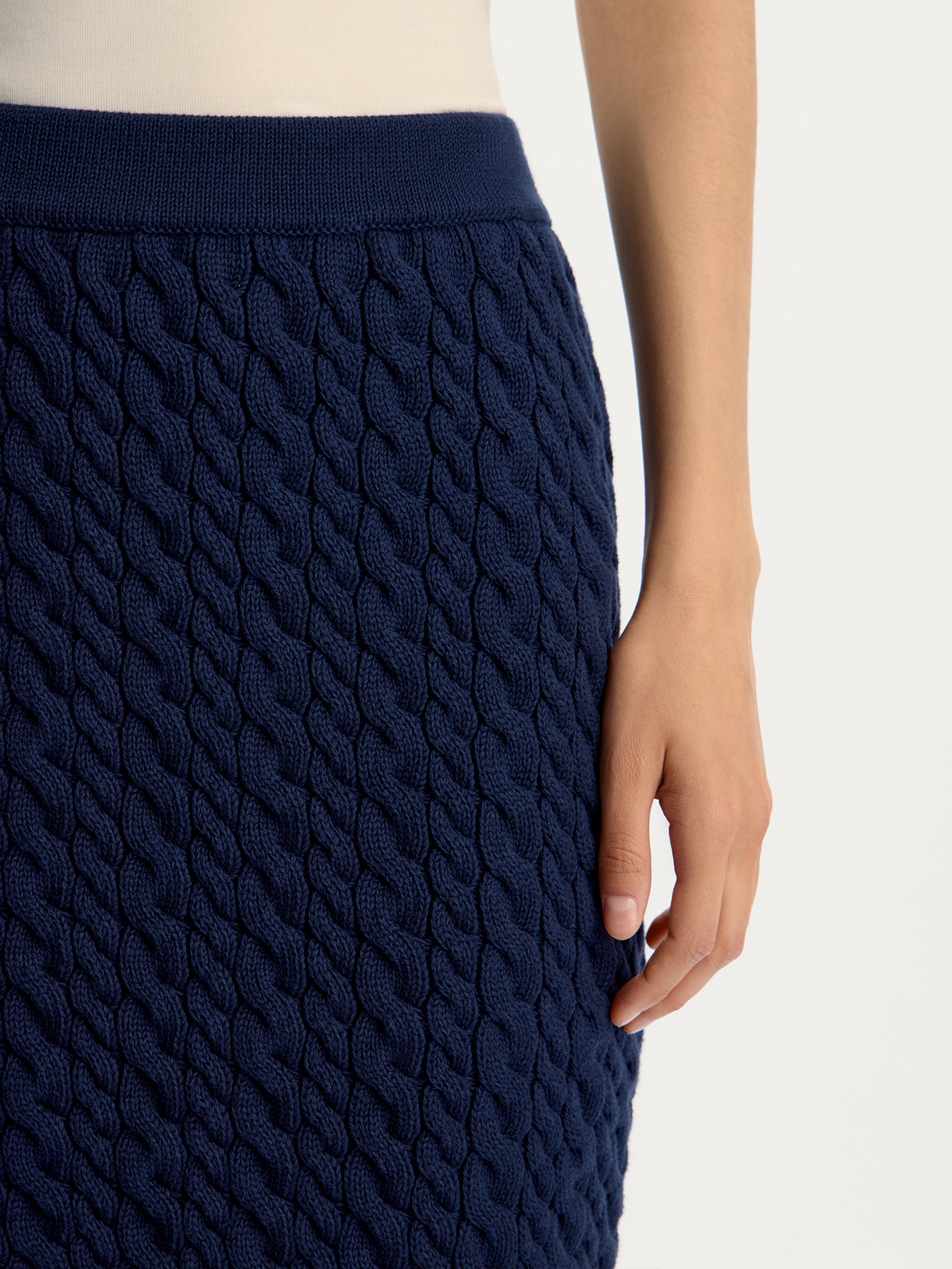 Cable knit skirt