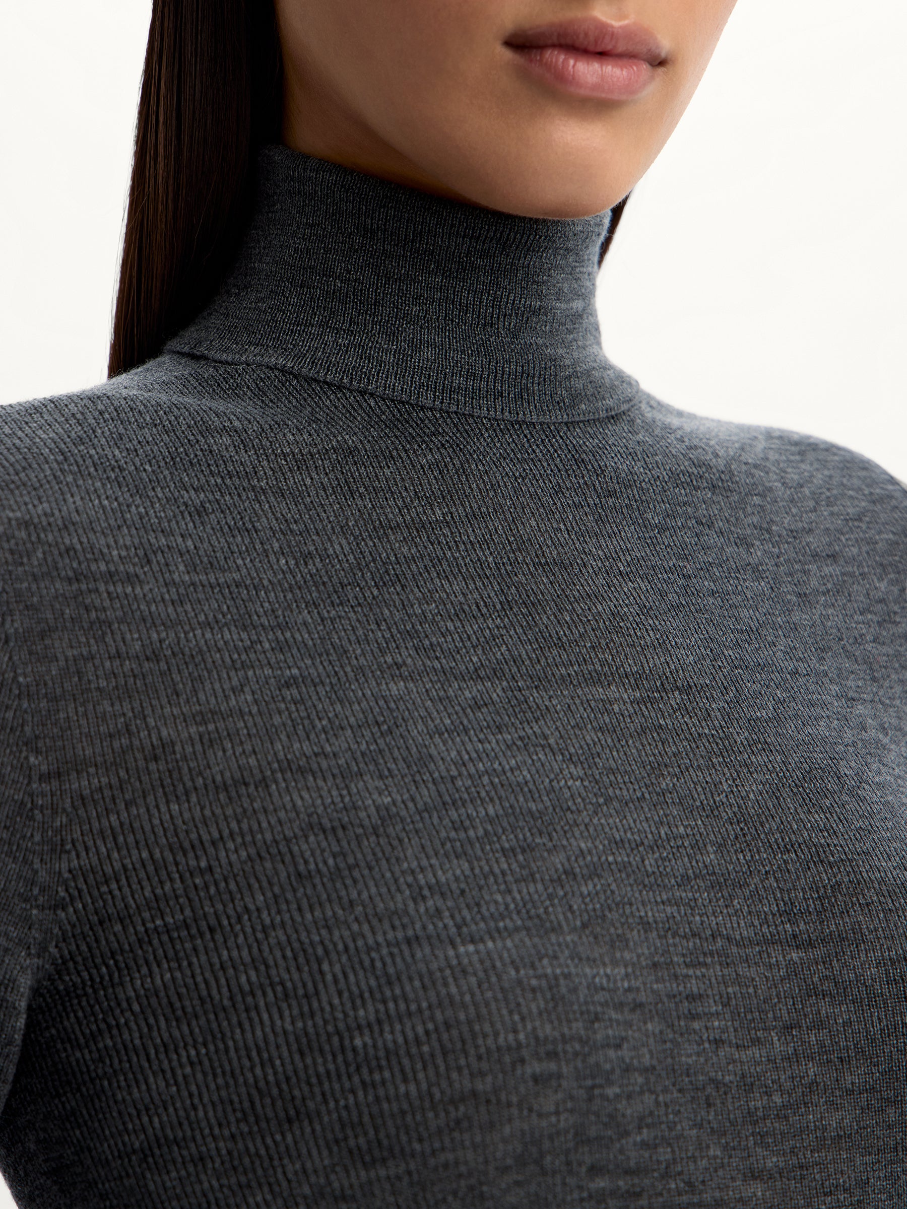 Ribbed merino turtleneck