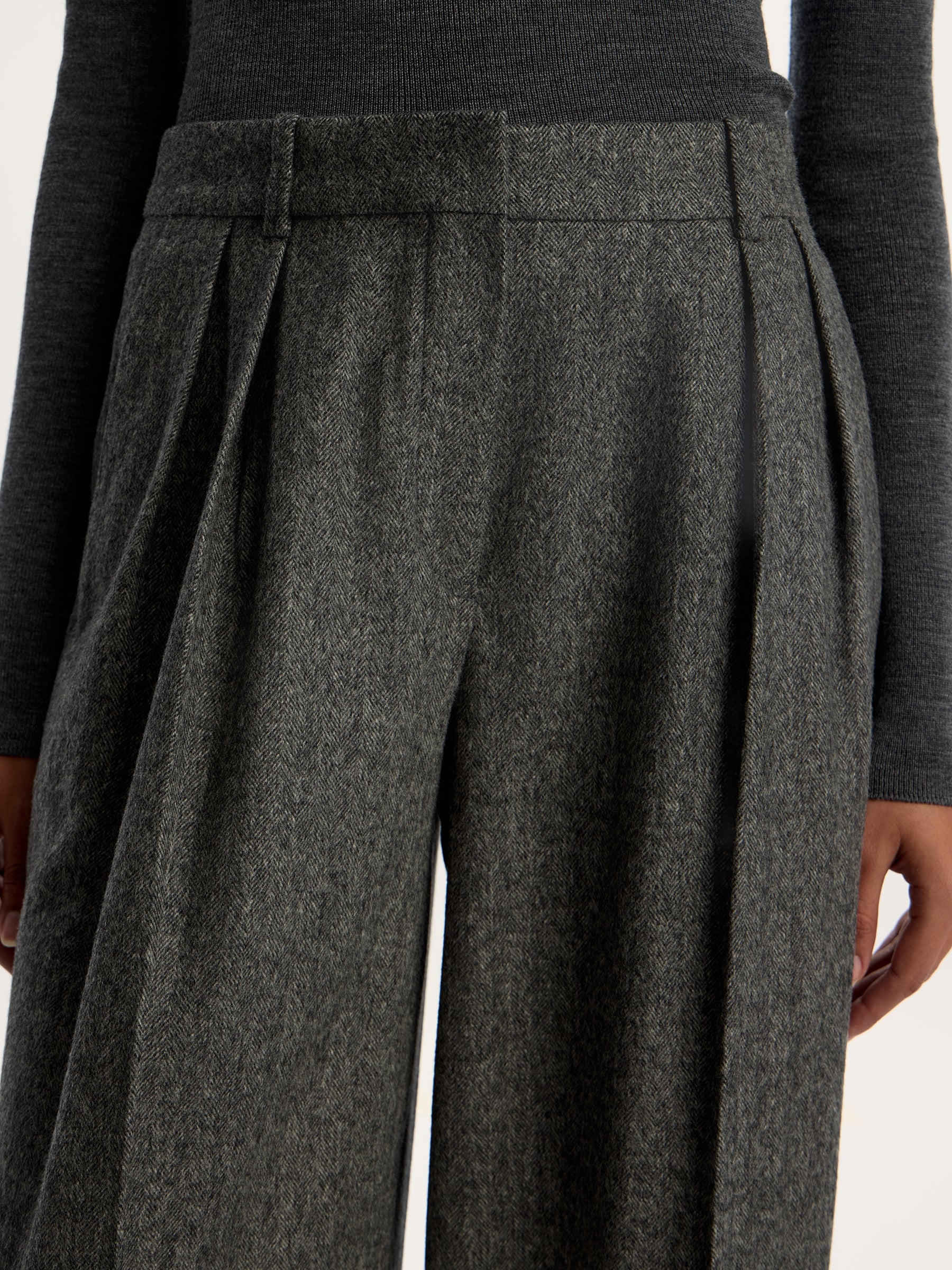 Wool-cashmere trousers