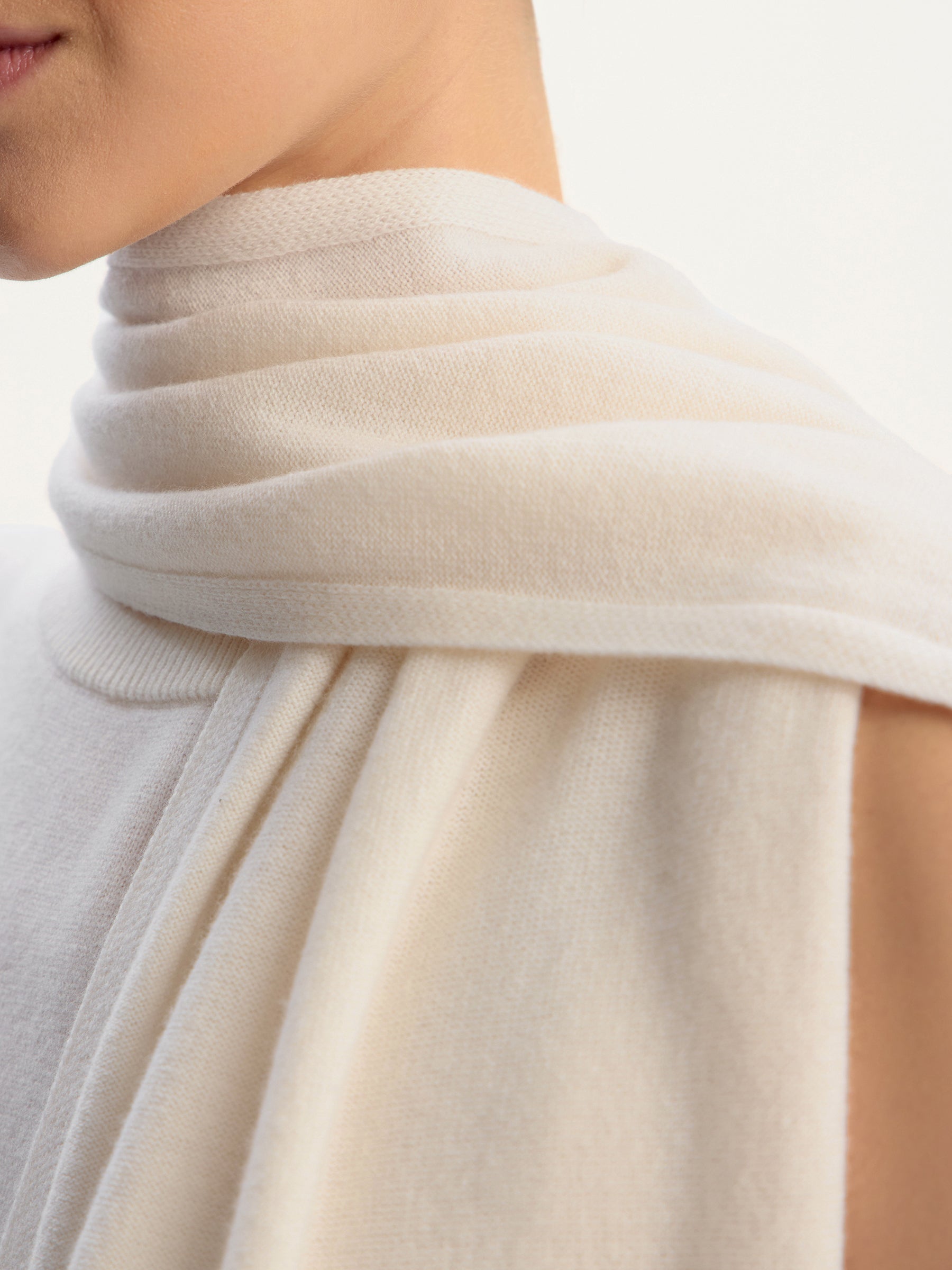 Wool-cashmere scarf top