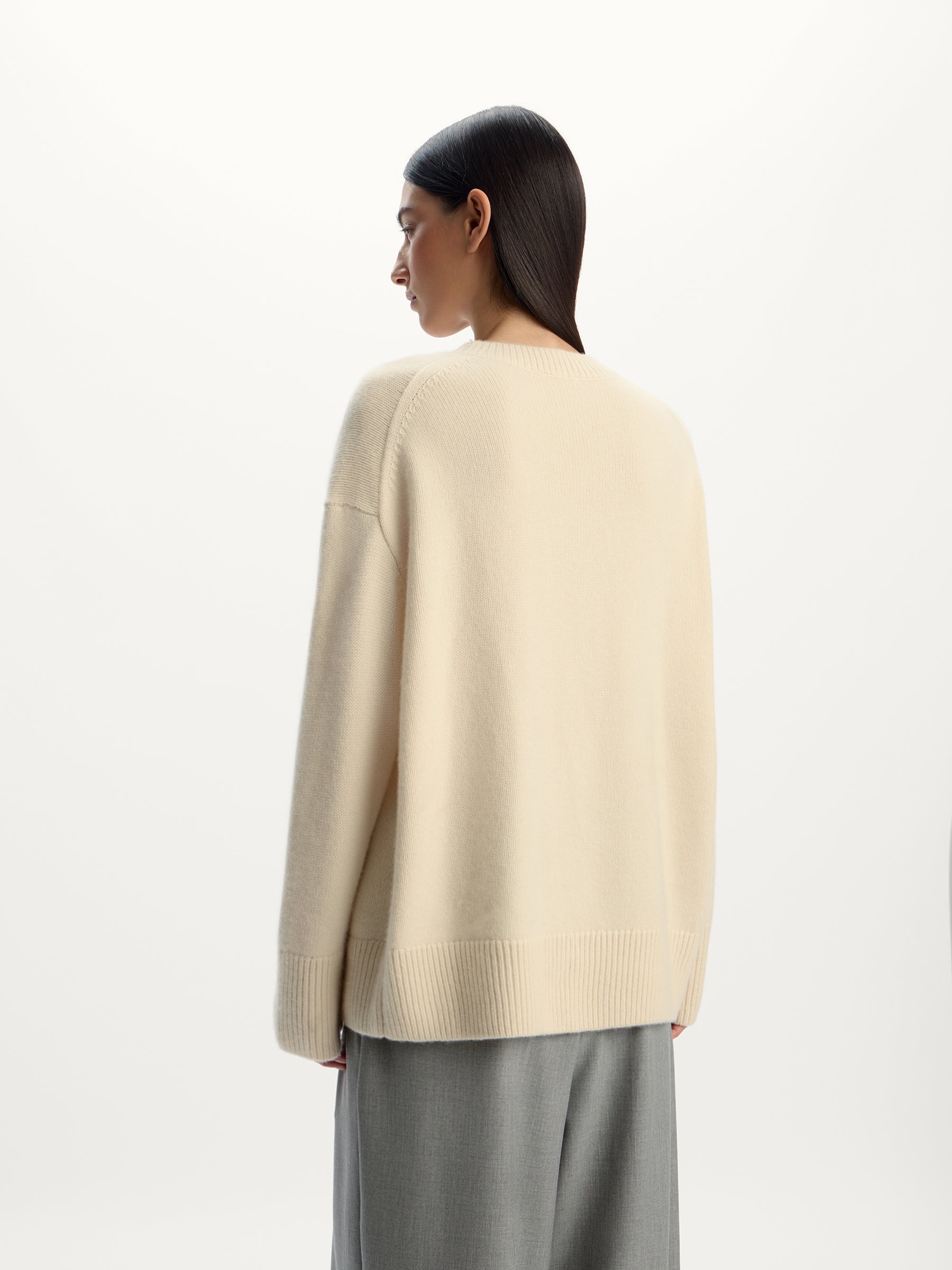 Cashmere crew neck jumper