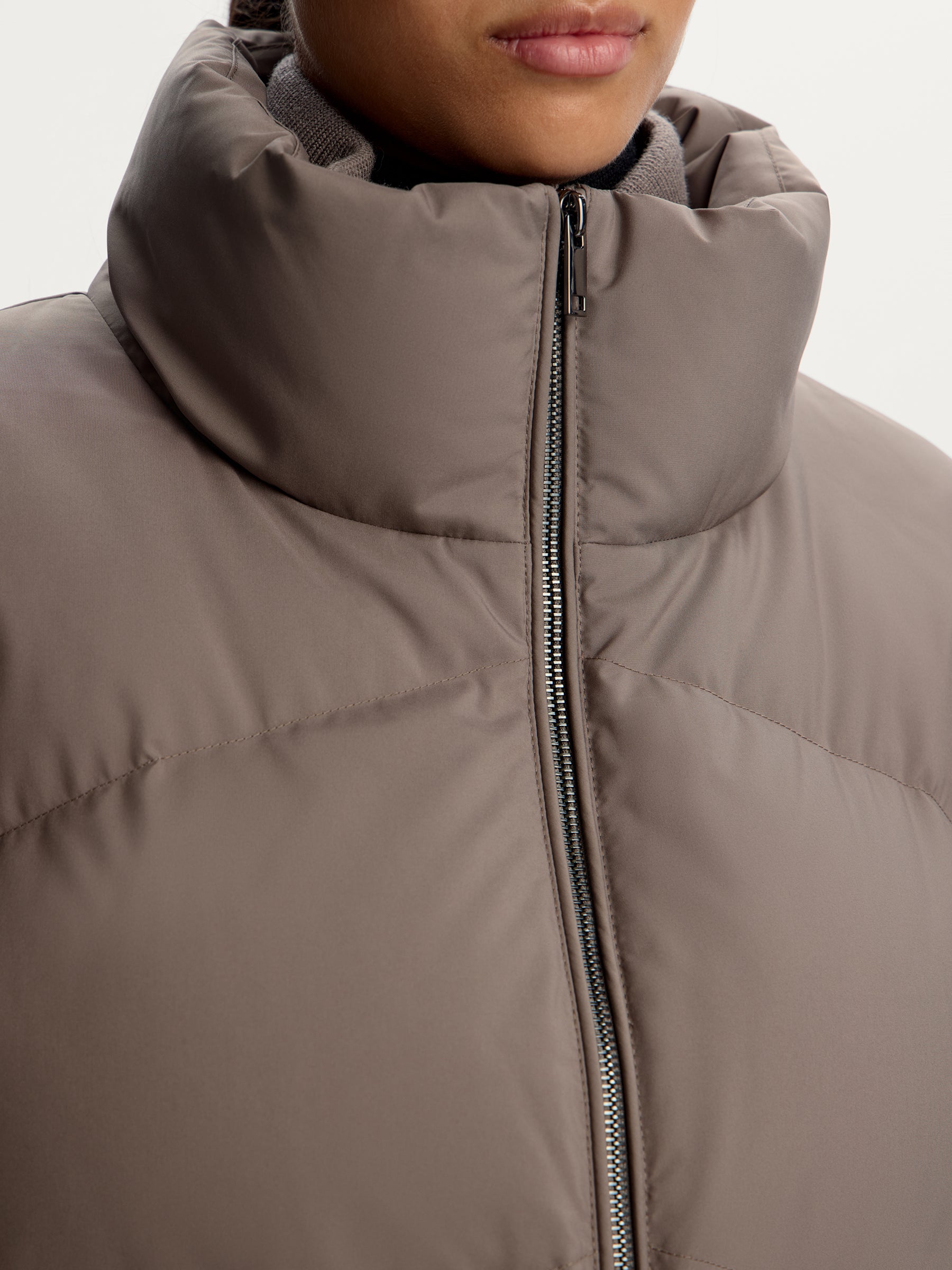 Cropped down jacket