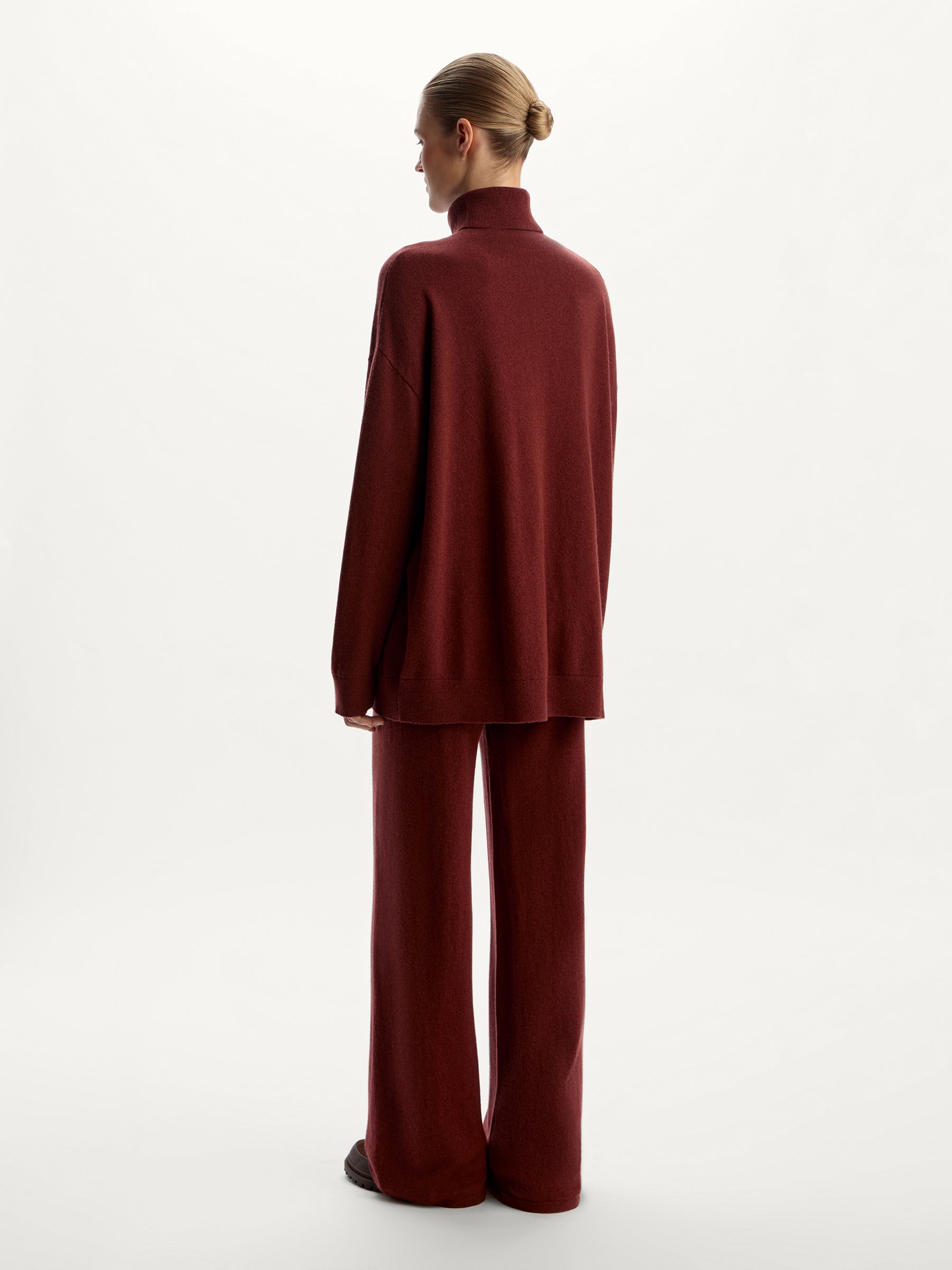 Wool-cashmere trousers