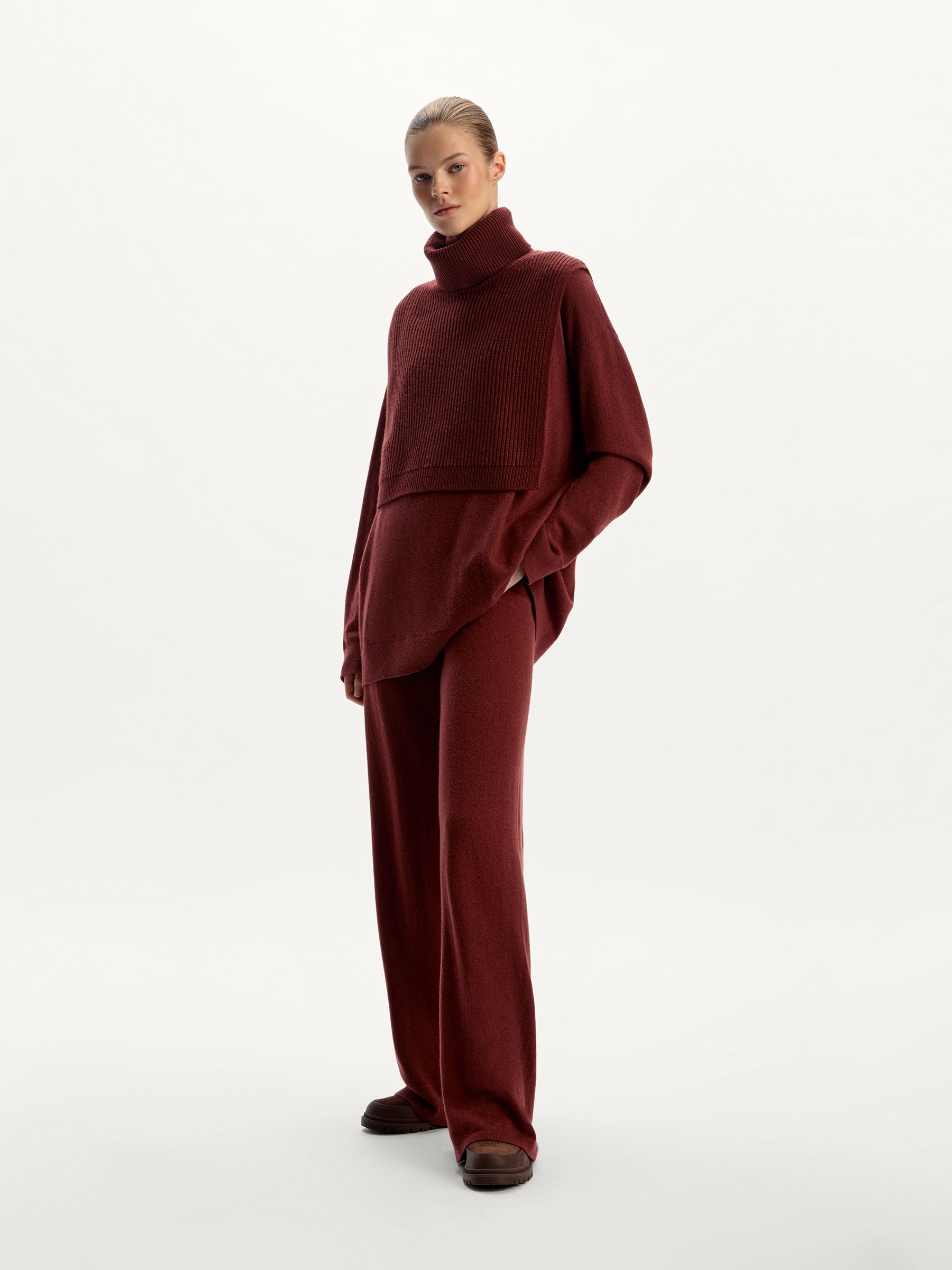 Wool-cashmere trousers