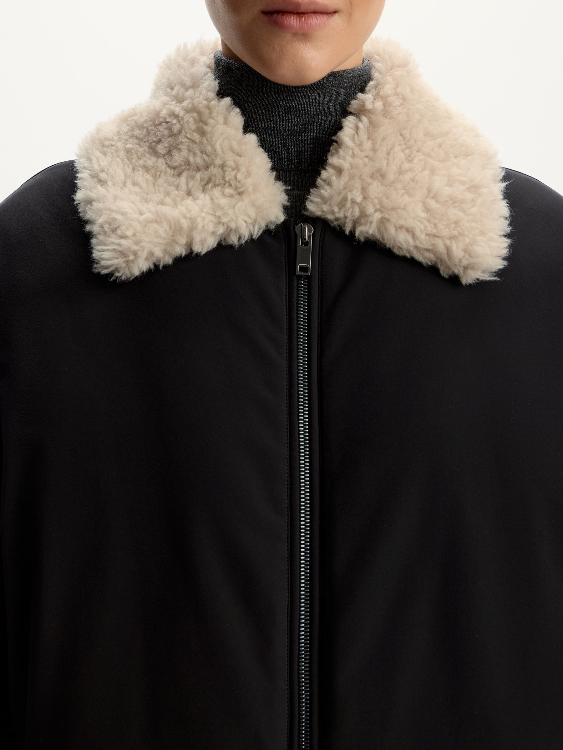 Shearling-collar down coat