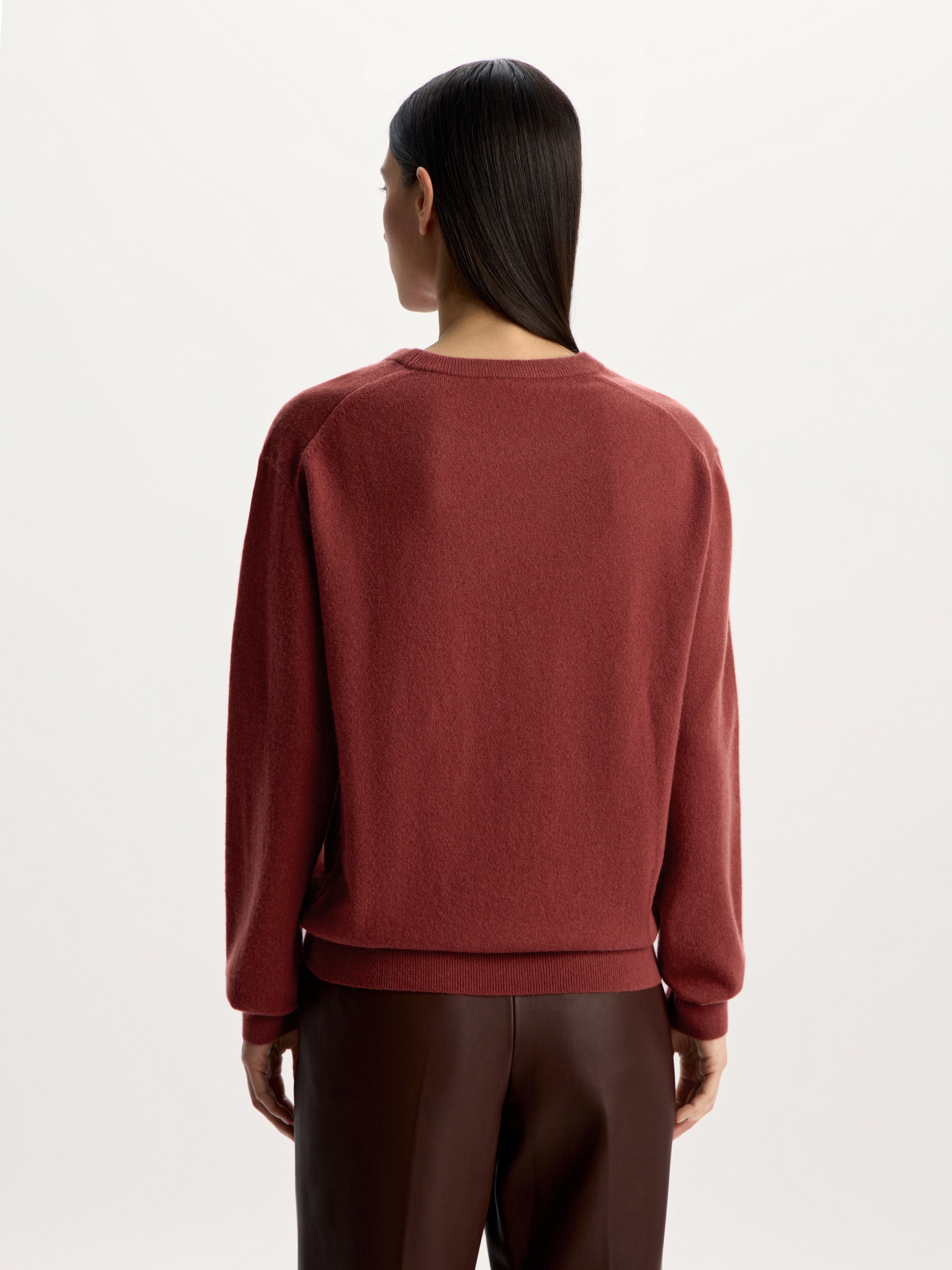 Cashmere crew neck jumper