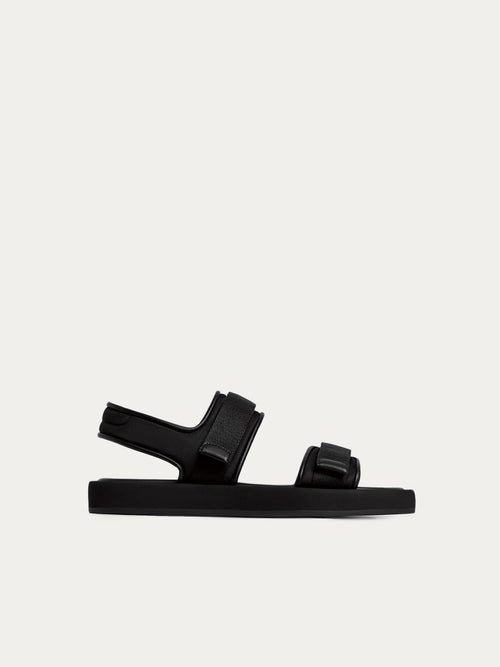 Textile velcro sandals