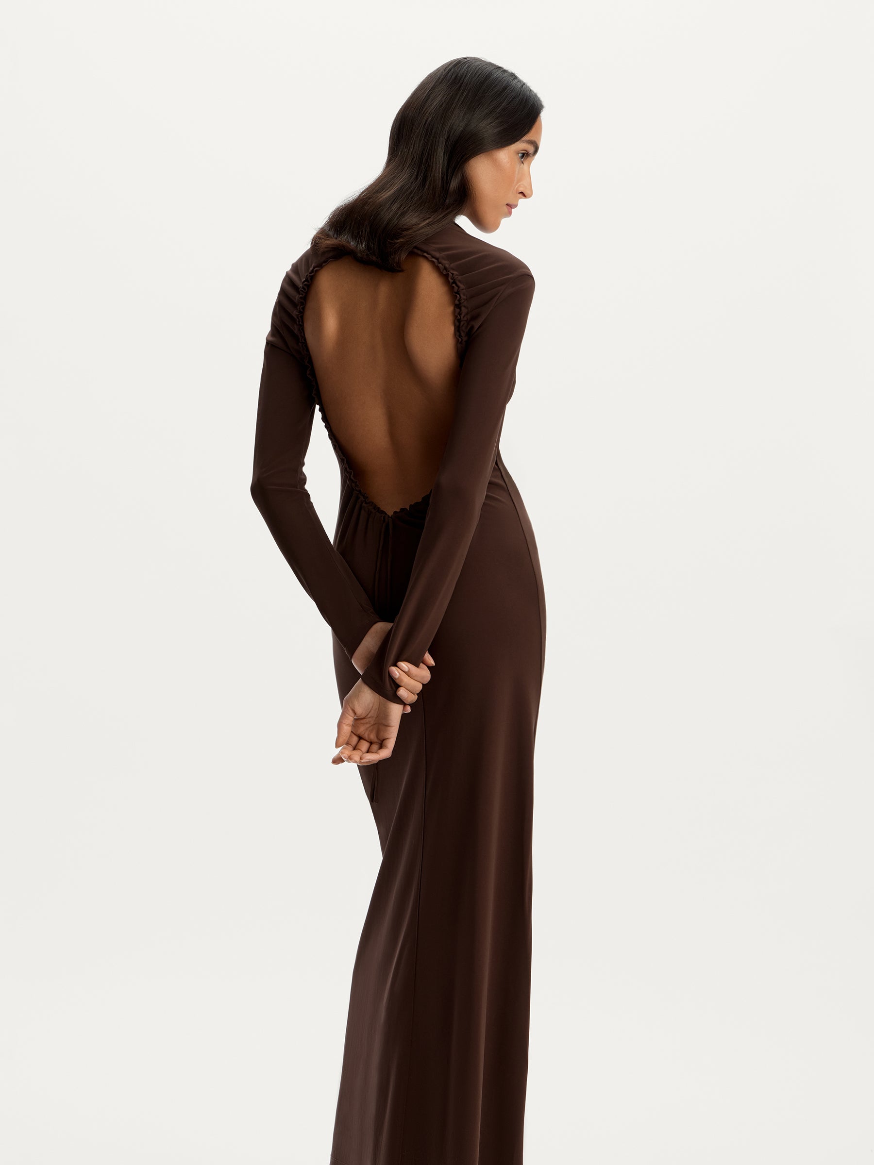 Open-back maxi dress 12 STOREEZ Open-back maxi dress 12 STOREEZ