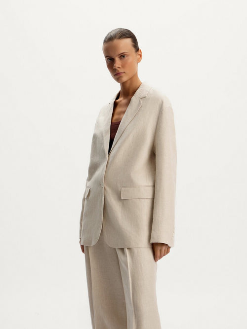 Tailored linen blazer
