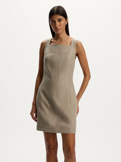 فستان قصير من الكتان