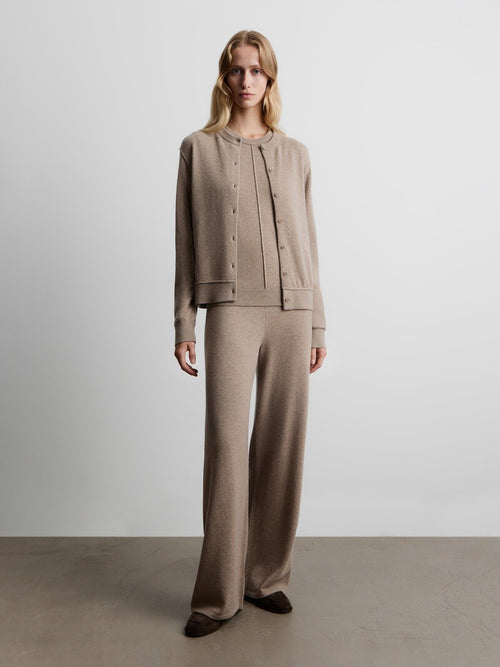 بنطال أورا من الكشمير