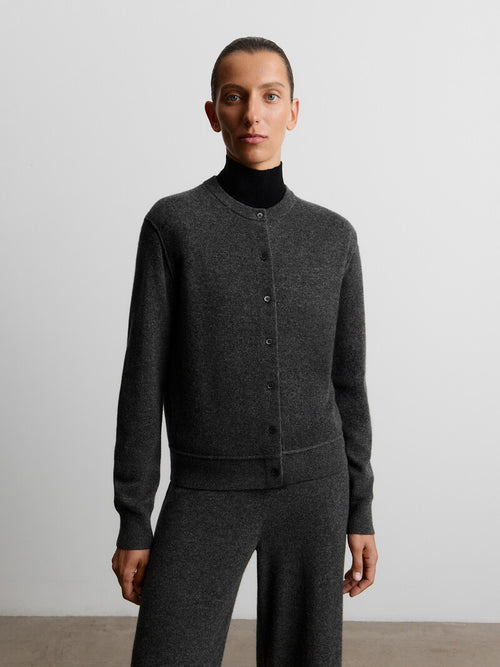 كارديغان أورا من الكشمير