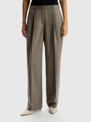 Fine wool trousers