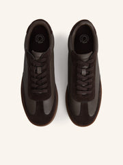 Leather sneakers