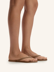 Leather thong sandals