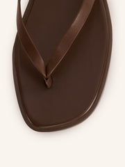 Korfos thong sandals