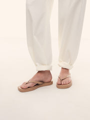 Korfos thong sandals