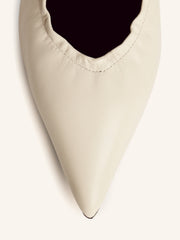 Leather pumps
