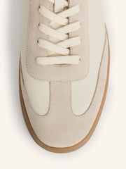 Leather sneakers