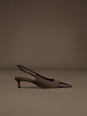 Sussex pumps