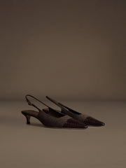 Sussex pumps