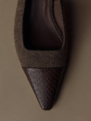 Sussex pumps